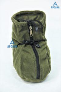 Флис, без резиновой подошвы.